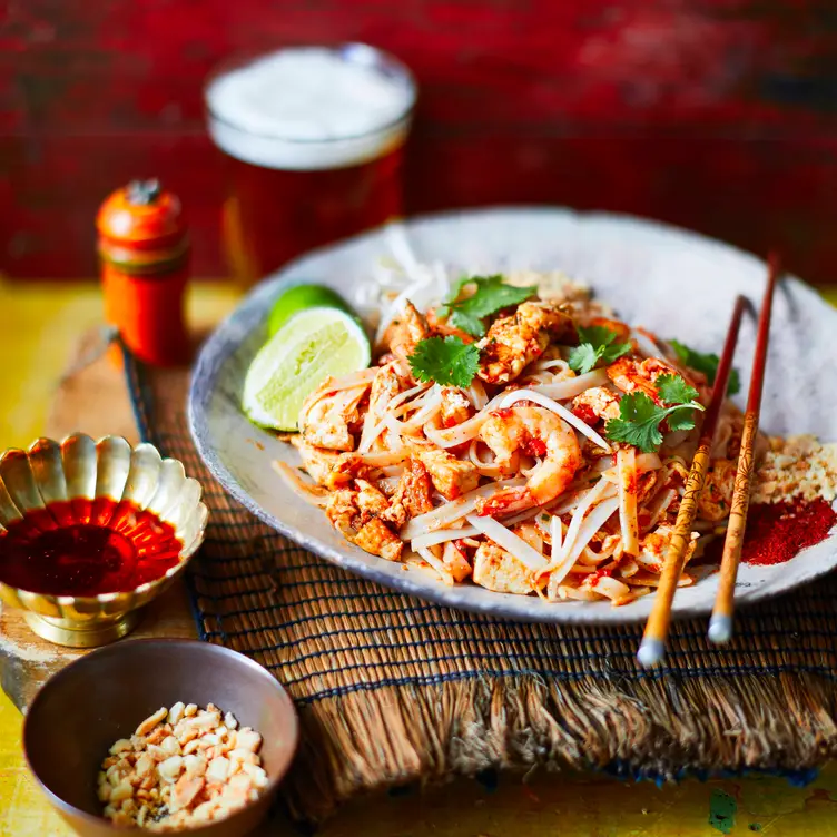 Prawn Pad Thai at Farang London, one of the best Thai restaurants in London.