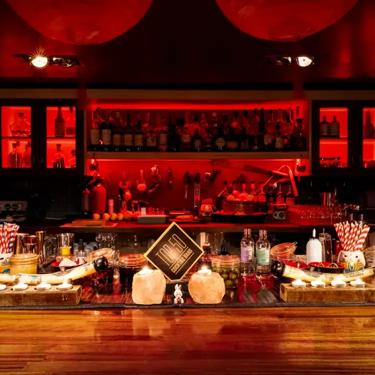 opium-cocktail-bar-dim-sum-parlour3