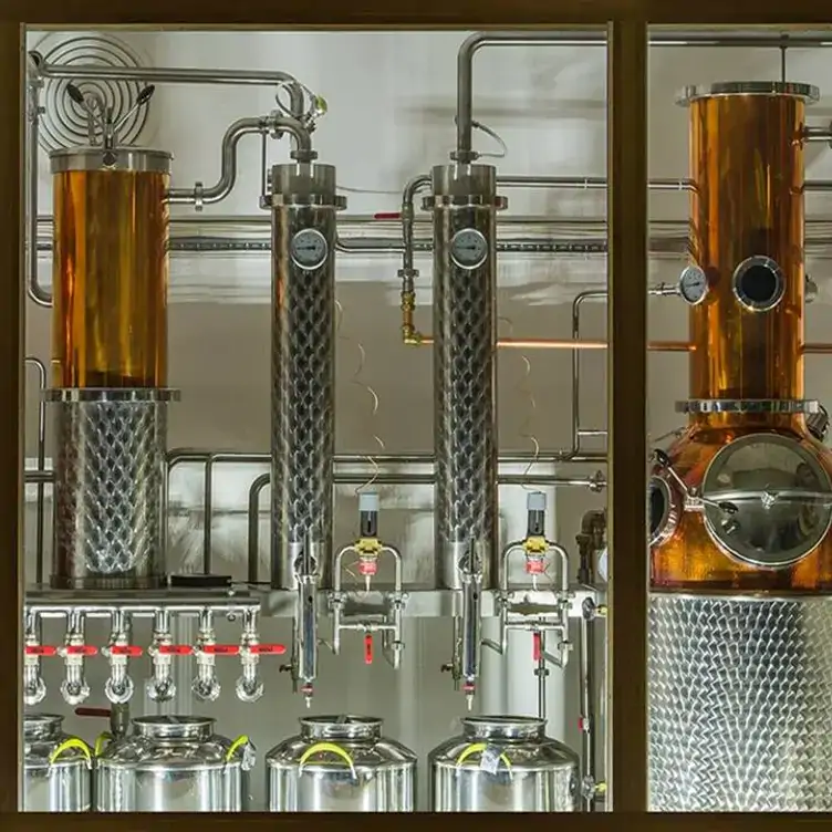 the-city-of-london-distillery-and-bar3