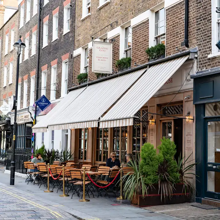 the-grazing-goat-pub-boutique-hotel-marylebone1