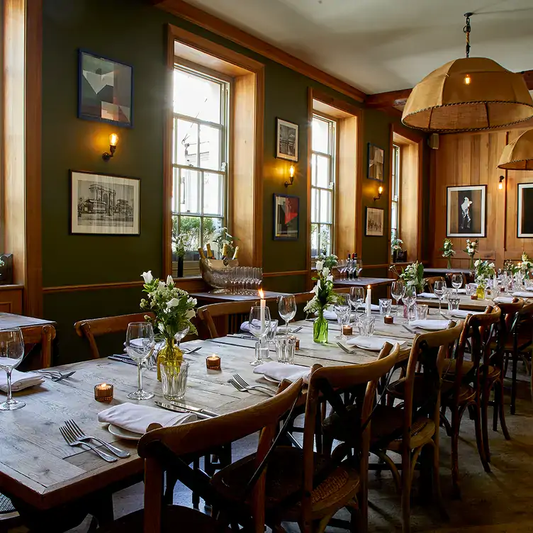 the-grazing-goat-pub-boutique-hotel-marylebone2