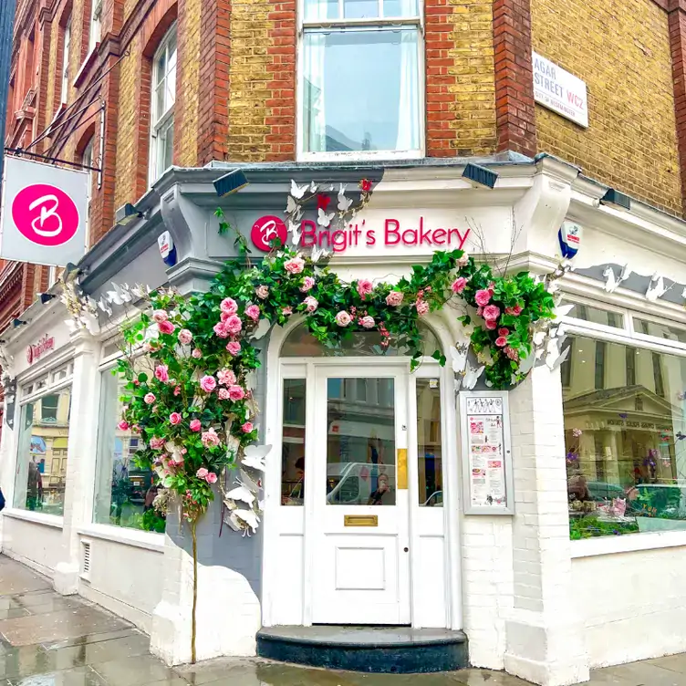 brigit_s-bakery-at-afternoon-tea-b-bakery-3