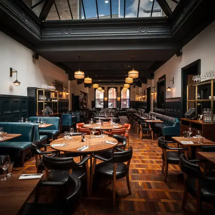 hawksmoor-manchester-3